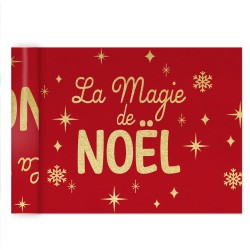 Ce chemin de table "La magie de Noël" est idéal pour décorer votre table