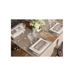 Serviettes-nappes-chemins de table-sets de table