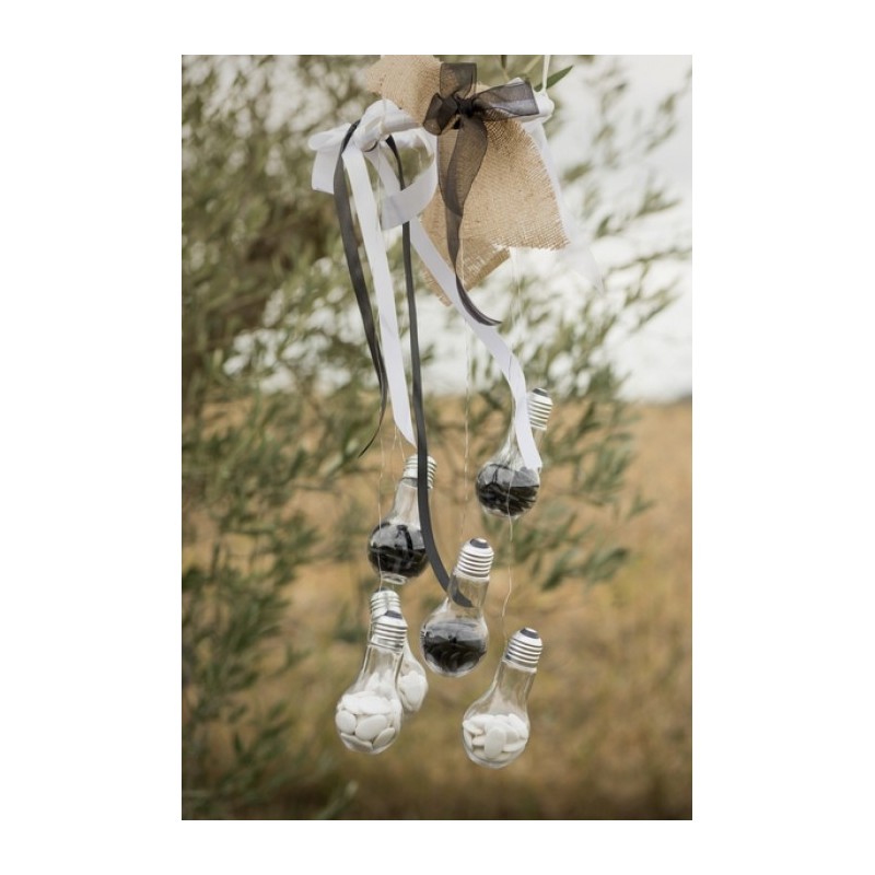 4 PVC- und Alu-Lampen. D.5x11cm